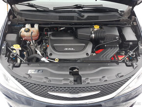 Chrysler Pacifica 3,6L V6 Touring L, kůže, vůz po servis - 18