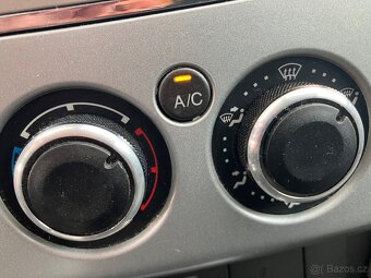 Ford Focus Mk2 1.6 benz.74kw temp. klima, rozmraz. - 18