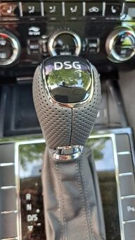 Alcantara / Perforovaná - hlavica DSG ŠKODA - 18