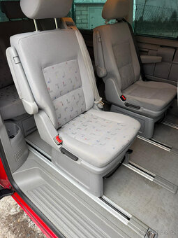 Volkswagen Multivan 2.5 TDI | 7 míst | Webasto | Bez koroze - 18