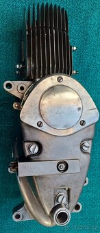 ZAMLUVENO Jawa 50 pionýr, motor, kartery 20,21,23 - 18