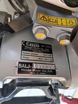 Motorový člun Honda HonWave T32-IE s motorem Honda BF15D3 - 18