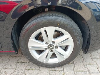 VW Golf 8 Variant Life 1.5TSI 110kW DSG Webasto Virtu Tažné - 18
