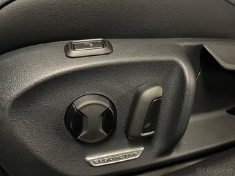 Volkswagen Passat 2025 2.0 TDI DSG - Tažné/360Kamery/Záruka - 18