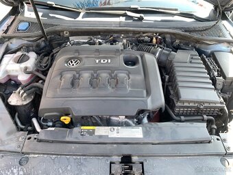 VOLSVAGEN PASSAT 2.0 TDi 176kW 4x4 DSG HIGLINE - 18