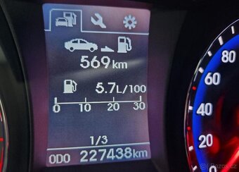 Hyundai i40 1.7-NOVÁ SPOJKA-AUT.KLIMA - 18