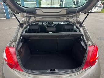 Peugeot 208 1,2 VTI 82 Allure 62KW 2012 - 18