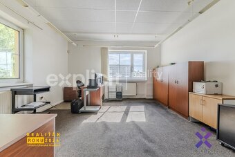 Prodej skladu a haly 3 394 m², pozemek 6 552 m² Zlín - Malen - 18