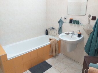 Prodej bytu 3+1, 107 m², Příhovice, Plzeň-jih - 18