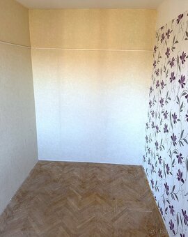 Prodej 3+1 dr, Ostrava - Poruba, ul. Moyzesova, zaskl.balkon - 18