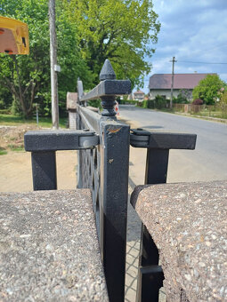 Posuvná brána, vstupní branka , plotové pole - 18