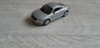 autíčka - angličáky - modely Audi - 18