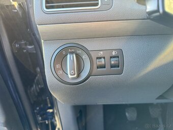 ► VW TOURAN CROSS 1,4 TSI - 103 kW, PARK. SENZORY ◄ - 18