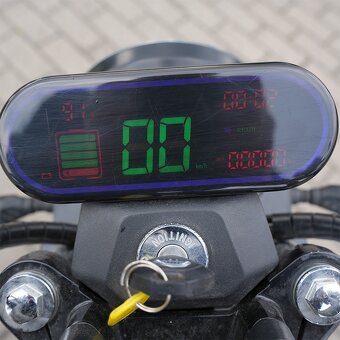 elektrický skútr, ektrická koloběžka MIKU MAX modrá,použitá - 18