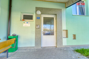 Prodej bytu 3+1, 90 m², Město Touškov, ul. Partyzánská - 18