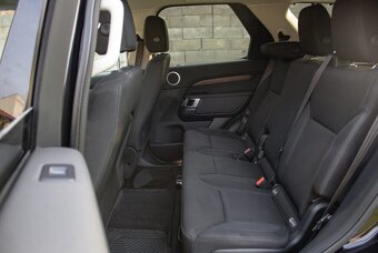 Land Rover Discovery 3.0 SDV6 SE - 18