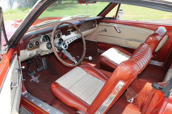 1966 Ford Mustang Fastback 289 V8, manuál, perfektní stav - 18