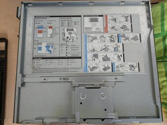 Dell - PowerEdge T310 [SERVER] - 18
