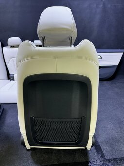 BMW 3 G20 Individual kuzeny interier sedacky - 18