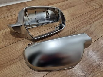 Kryty zrcatek kryty spataku R line Audi RS - 18