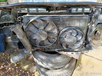 VW Passat B6 combi - páté dveře, viko kufru - 18