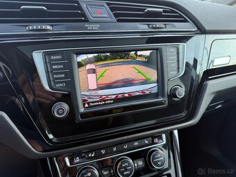 Touran 2.0 tdi 110 kw highline navi led pano kamera - 18