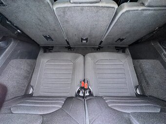 Ford Galaxy 1.5/118kW TITANIUM  7.Míst r.v. 2016 jen 98tkm - 18