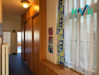 Prodej bytu v dispozici 4+1, užitná plocha 120m², Centrum Ka - 18