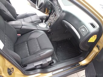 PRODÁM VOLVO S60 SEDAN 2.4i 103kW MANUÁL - 18