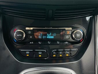 Ford Kuga 2.0TDCi MANUÁL TITANIUM 2WD SENZORY VÝHŘEV - 18