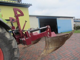 Traktor CLAAS ARION 660 A HROBKOVAČ - 18