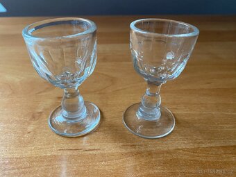 Sběratel nabízí straré panáky - 18