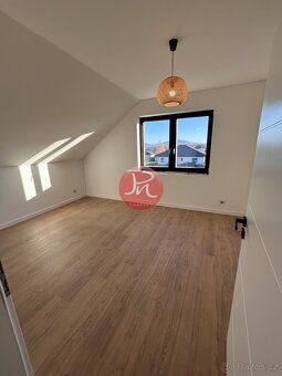 Prodej novostavby rodinného domu 5+KK, 149m2, s pozemkem 14 - 18