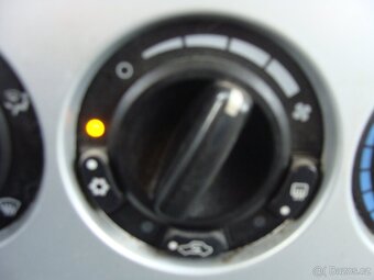 Dodge Caliber, 1.8i 110 kW, klimatizace - 18