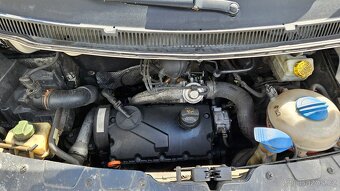 Volkswagen Transporter T5 1.9 TDi - 18