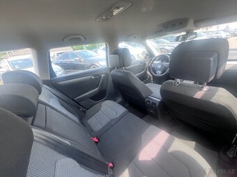 Volkswagen Passat Variant - 18