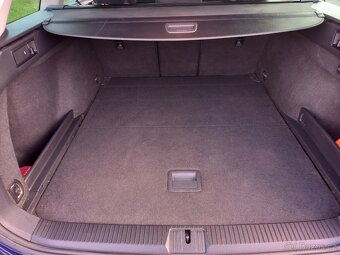 VW PASSAT B8 2,0TDI-2015-LED-ACC-COMFORTLINE-PARK.ASIST - 18