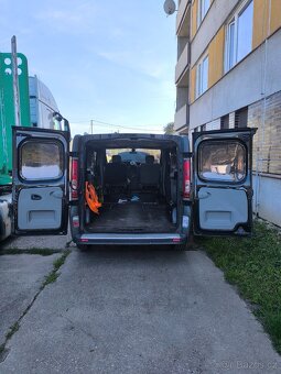 Renault Trafic - 18