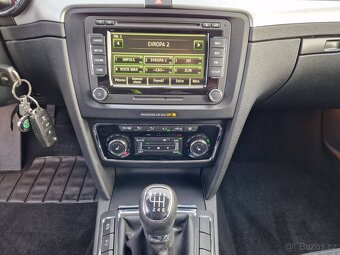 Škoda Superb 2 combi 2,0 TDI facelift , navi, xenony - 18