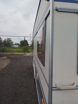 Prodám karavan Tec 450 – 4 osoby připravený na cestu - 18