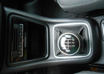 Volkswagen Sharan 1,4 TSI 110 kW Serviska nafta - 18