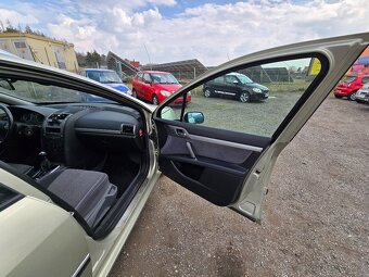 Peugeot 407 SW 2,0 HDi 100KW 2 sady kol - 18