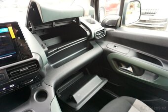 CITROEN BERLINGO XL XTR 1,5 HDI 96KW AUTOMAT 7 MÍST - 18