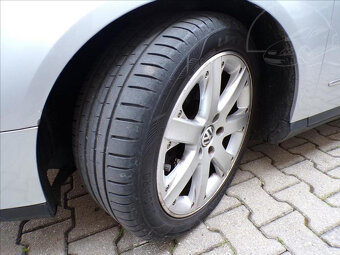Volkswagen Passat 2,0 TDI DSG,XENON,TAŽNÉ,NAVI - 18