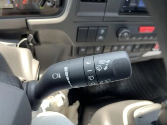 Isuzu, M30 7,5t 3,0L 150k A/T hák. no - 18