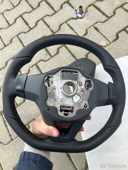 volant kůže DOTYK MULTI s řazením VW GOLF VIII GTI - 18