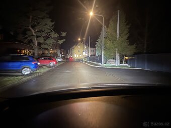 VW Touareg EXCLUSIVE WEBASTO TZ VÝHŘEV BiXenony CEBIA Servis - 18