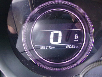 Citroen C4 1.6 HDI,pouhých 126tis.km,digi klima,tažné,TOP - 18