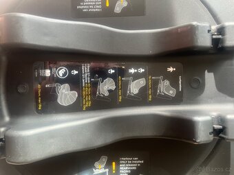 Vajíčko + základna isofix - 18