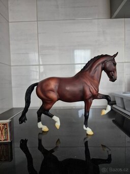 Breyer Traditional - 18